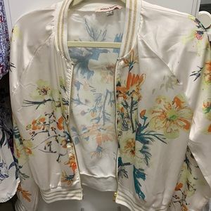 Lightweight jacket